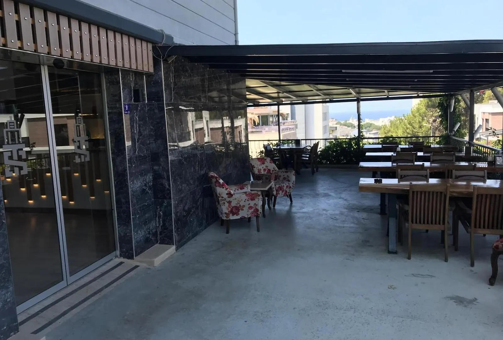 Silver Tower Residence Kusadasi 2*,
